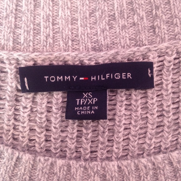 Gray And White Long Sleeve Sweater - Picture 2 of 3